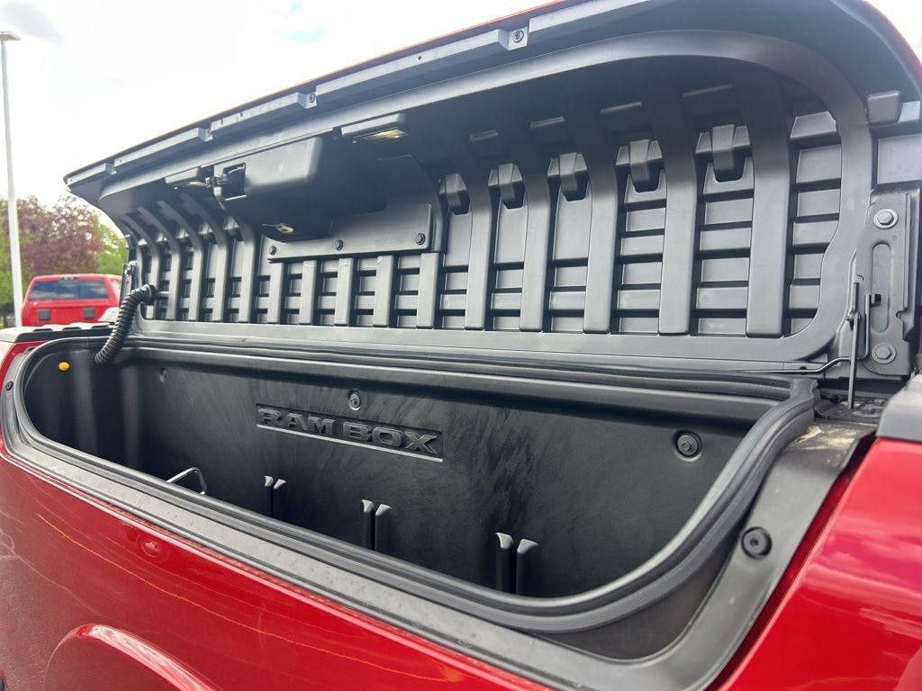 2026 RAM 1500 - photo 9