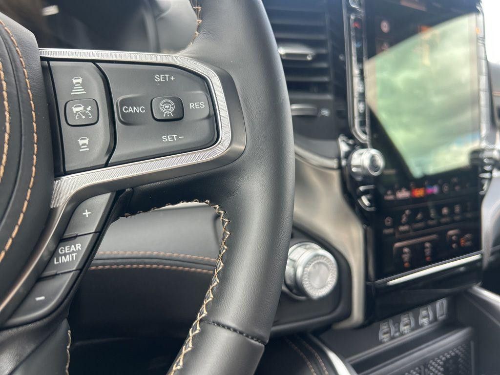 2026 RAM 1500 - photo 17