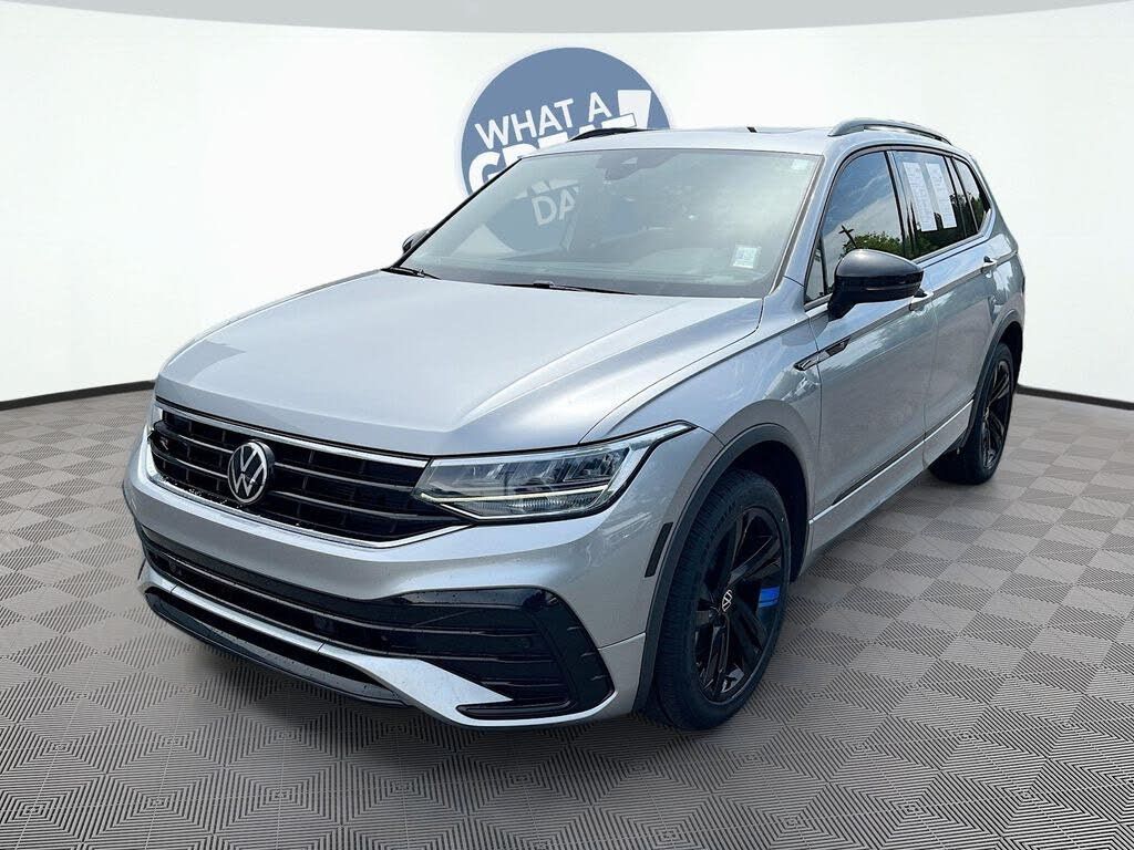 2023 Volkswagen Tiguan SE R Line