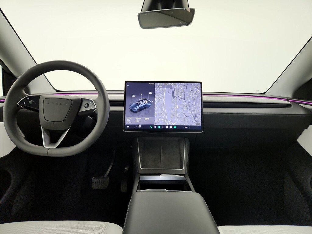 2026 TESLA Model Y - photo 9