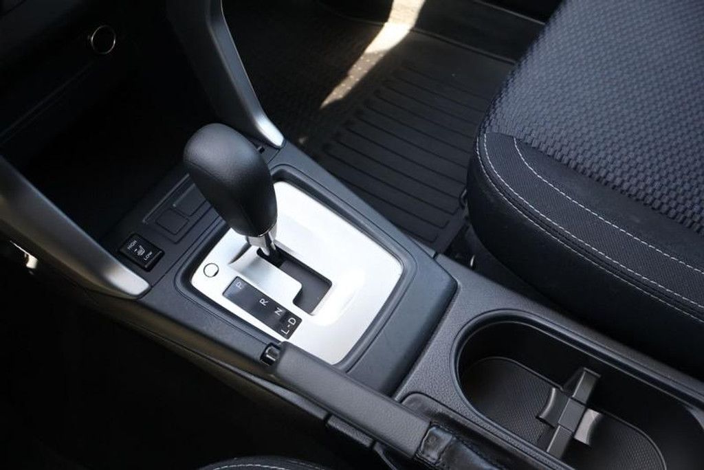 2015 SUBARU Forester - photo 32