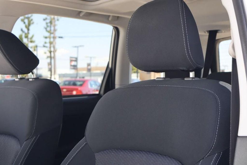 2015 SUBARU Forester - photo 17
