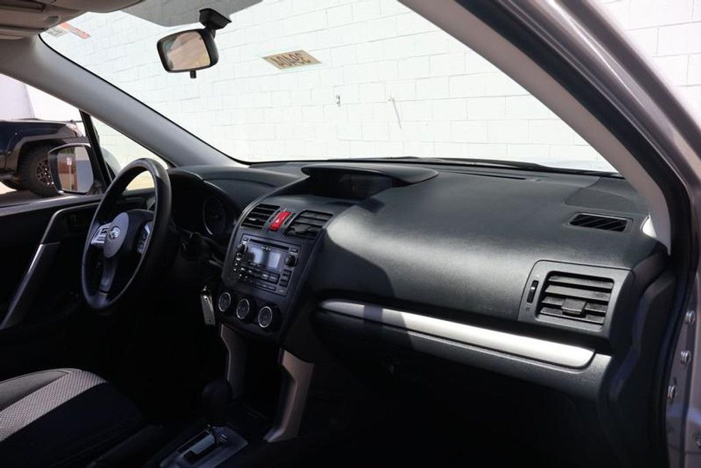 2015 SUBARU Forester - photo 18