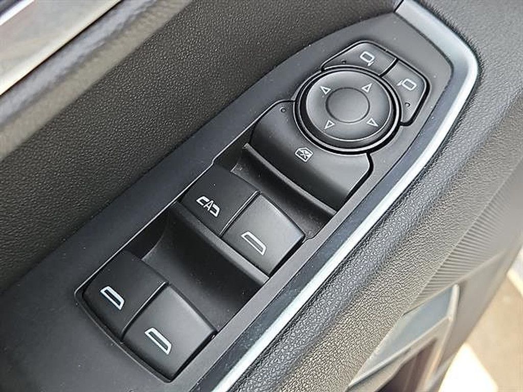 2026 CHEVROLET Silverado - photo 19