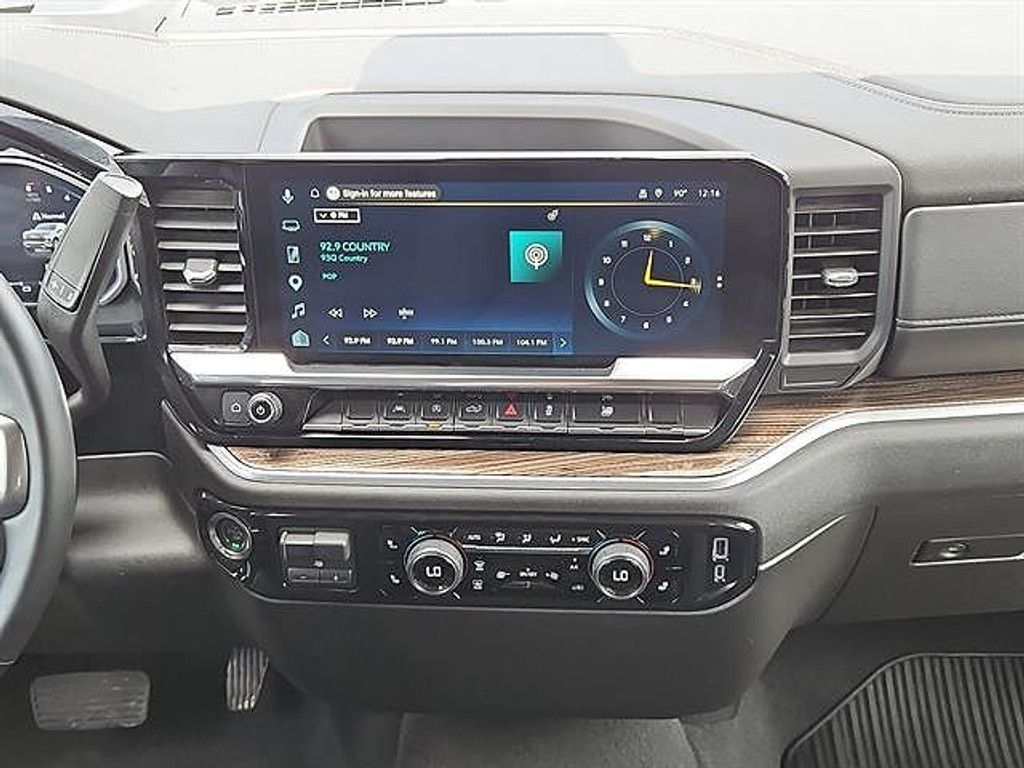 2026 CHEVROLET Silverado - photo 20