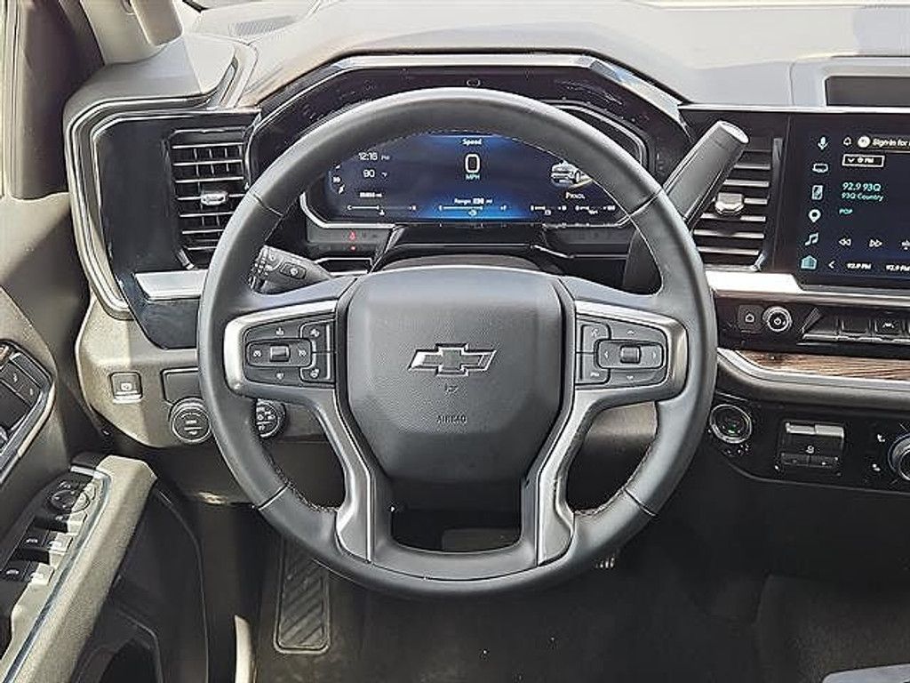 2026 CHEVROLET Silverado - photo 26