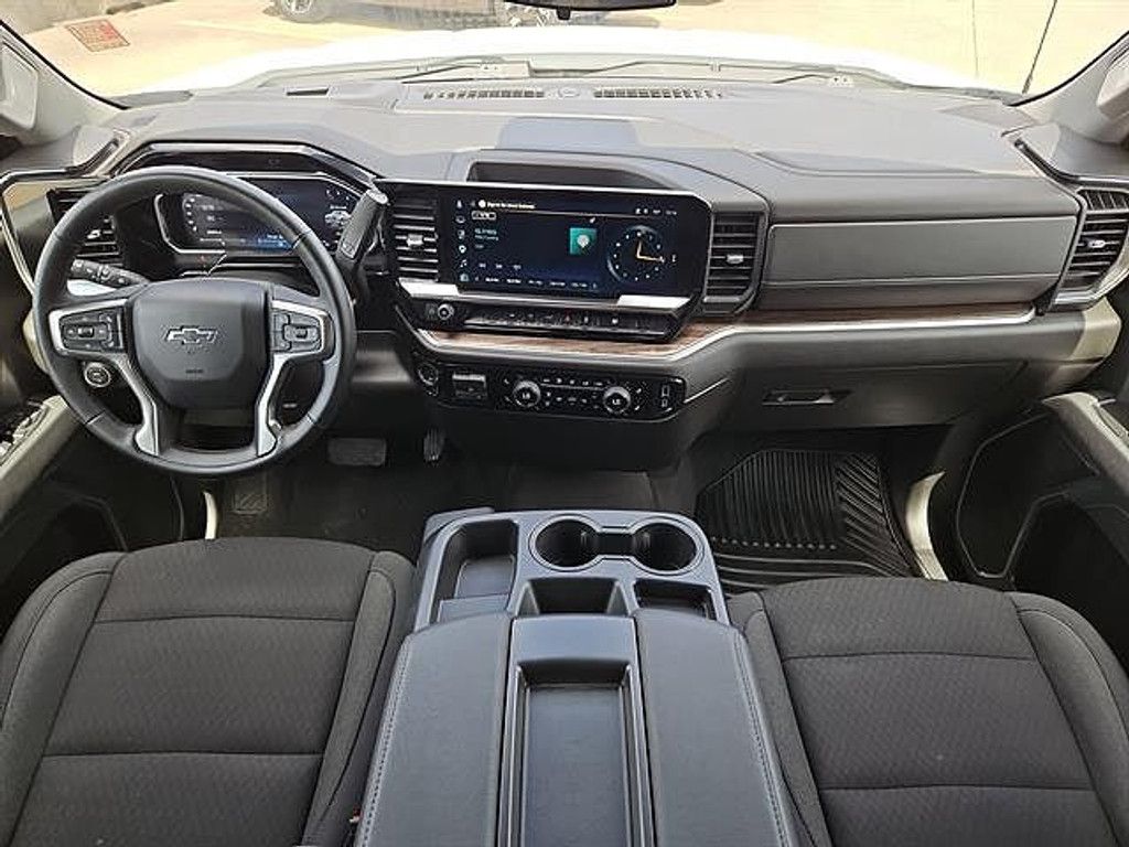 2026 CHEVROLET Silverado - photo 12
