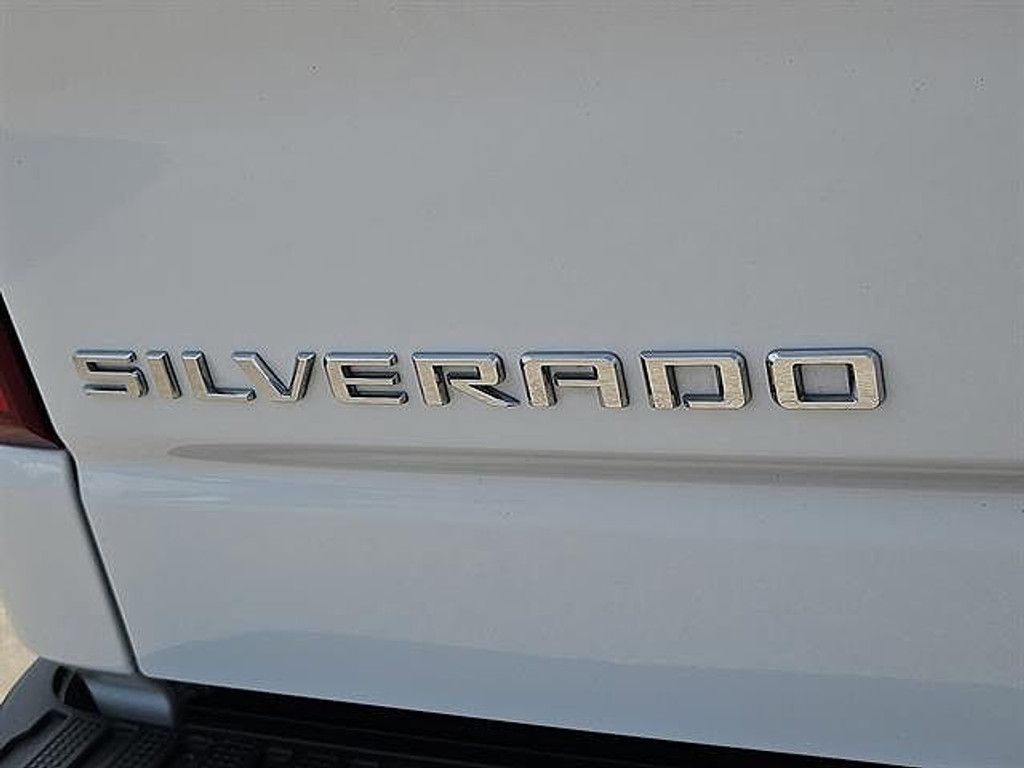 2026 CHEVROLET Silverado - photo 10