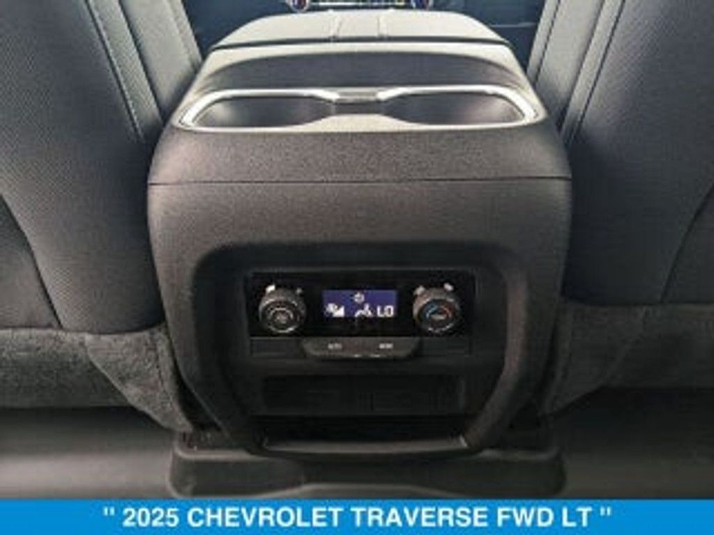 2024 CHEVROLET Traverse - photo 11