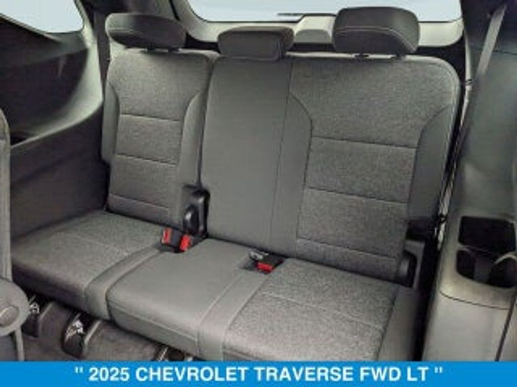 2024 CHEVROLET Traverse - photo 10