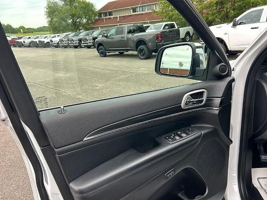 2021 JEEP Grand Cherokee - photo 19