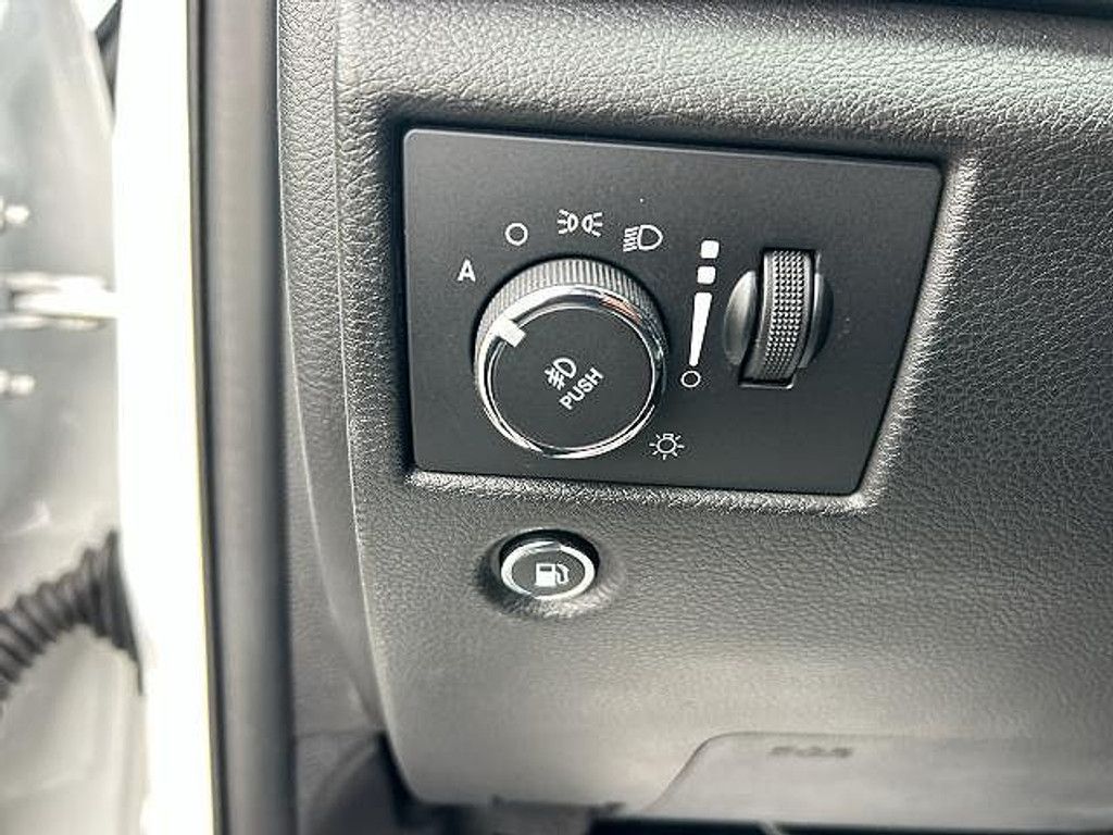 2021 JEEP Grand Cherokee - photo 21