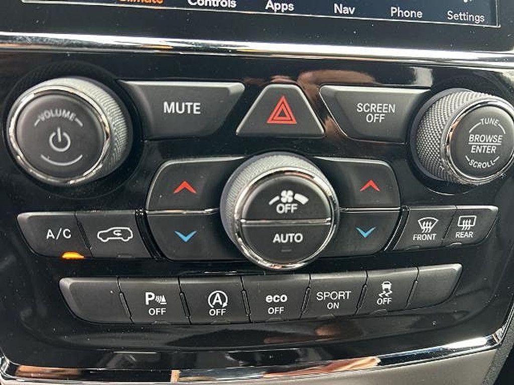 2021 JEEP Grand Cherokee - photo 26