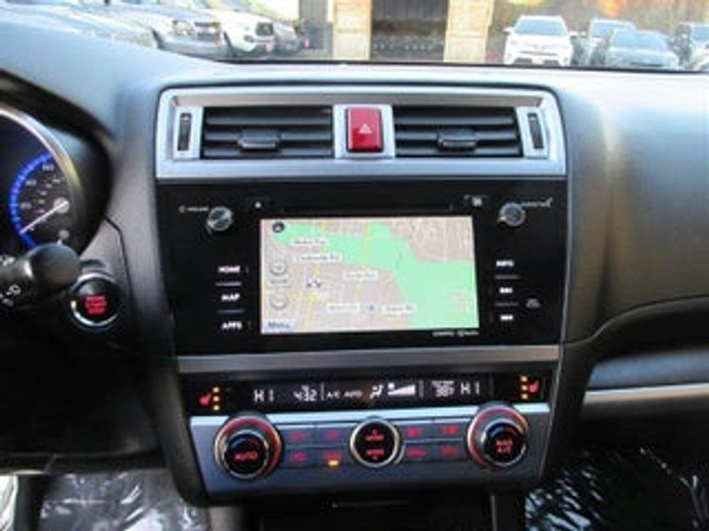 2016 SUBARU Outback - photo 19