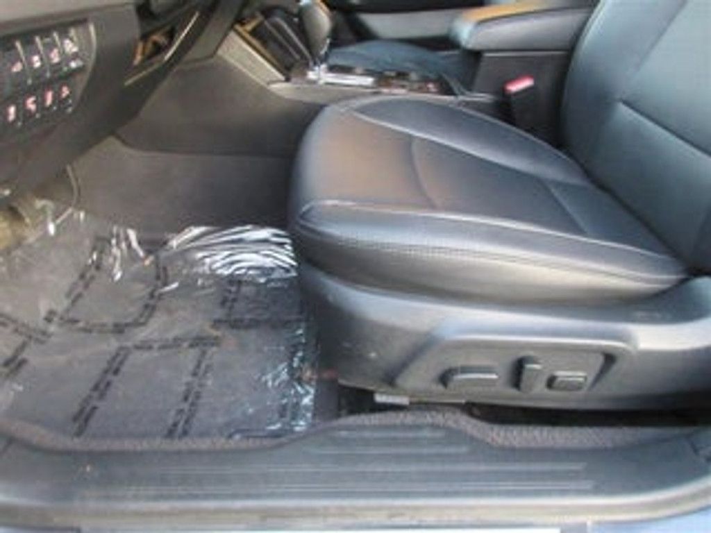 2016 SUBARU Outback - photo 24