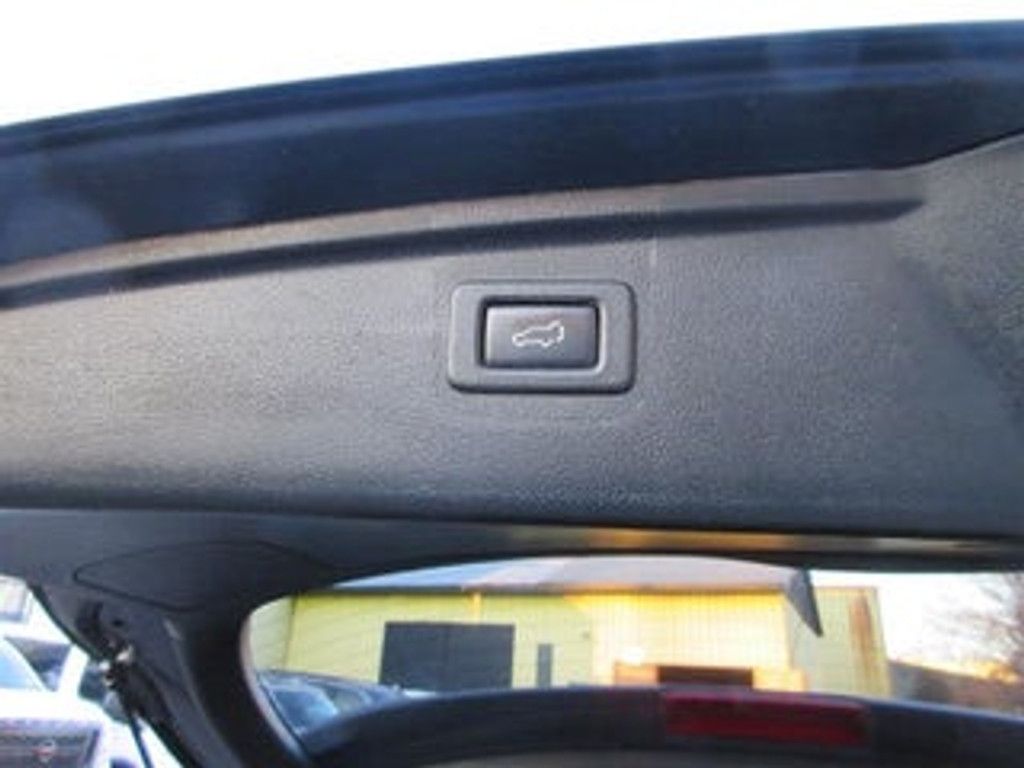 2016 SUBARU Outback - photo 7