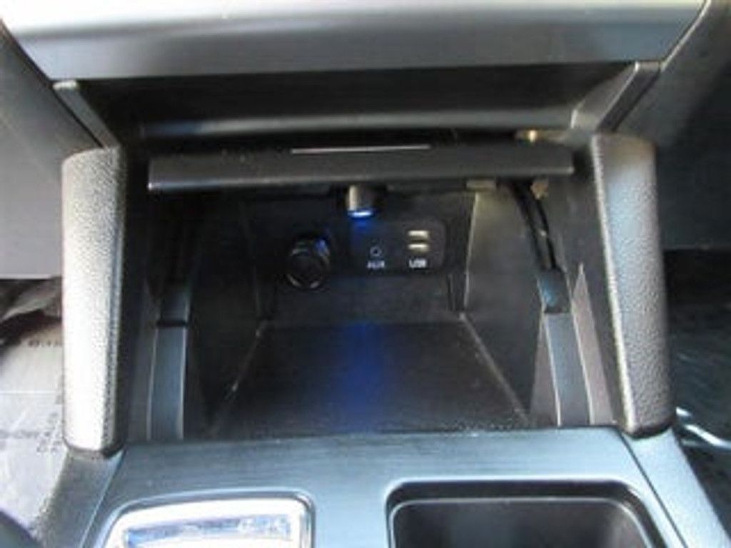 2016 SUBARU Outback - photo 18