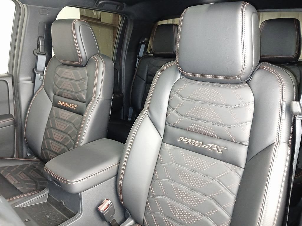 2026 NISSAN Frontier - photo 10