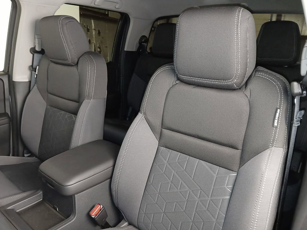 2026 NISSAN Frontier - photo 10
