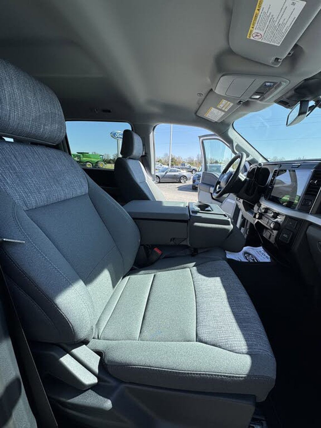 2026 FORD F-350 - photo 27