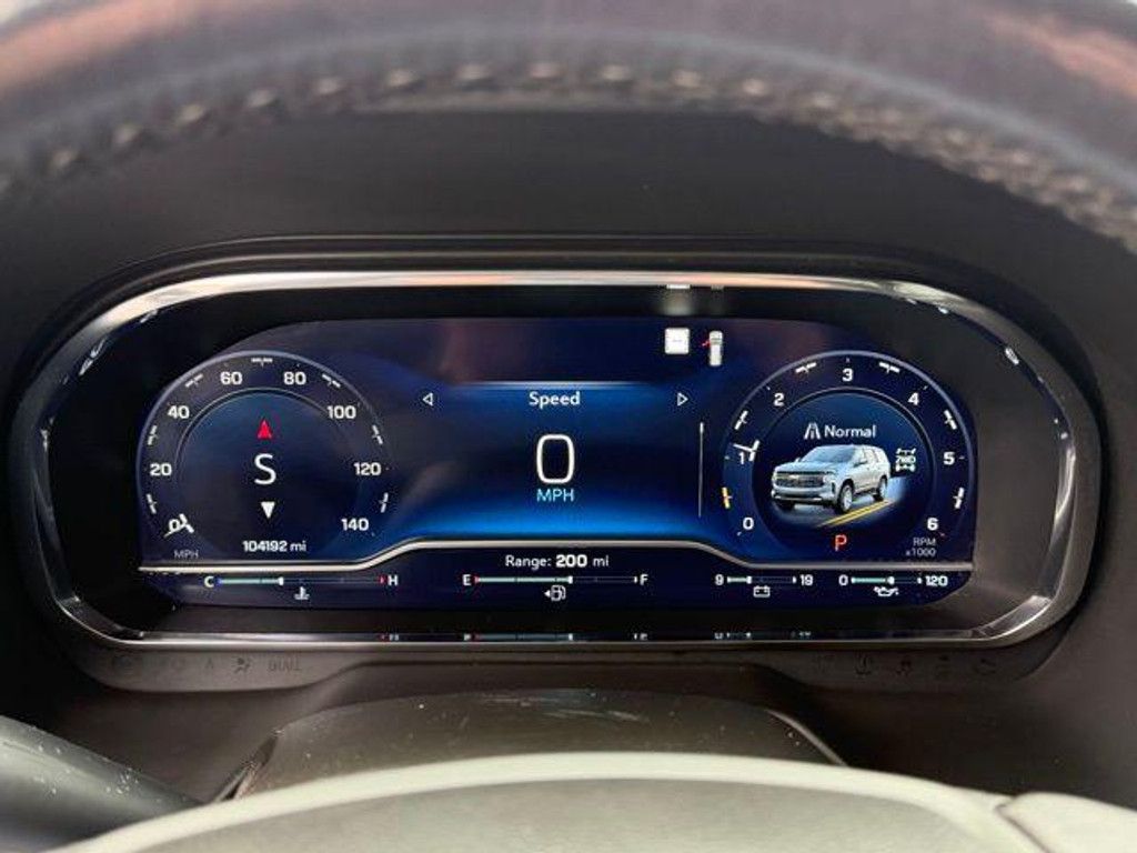 2023 CHEVROLET Suburban - photo 28