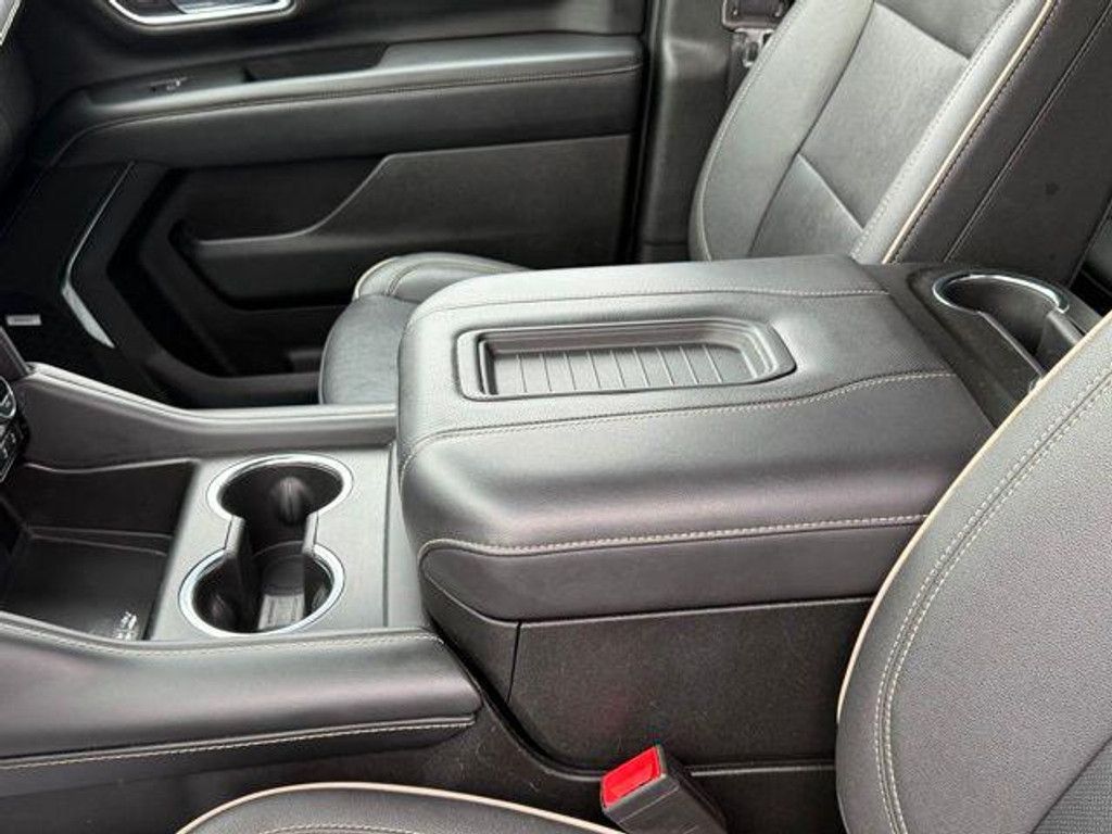 2023 CHEVROLET Suburban - photo 37