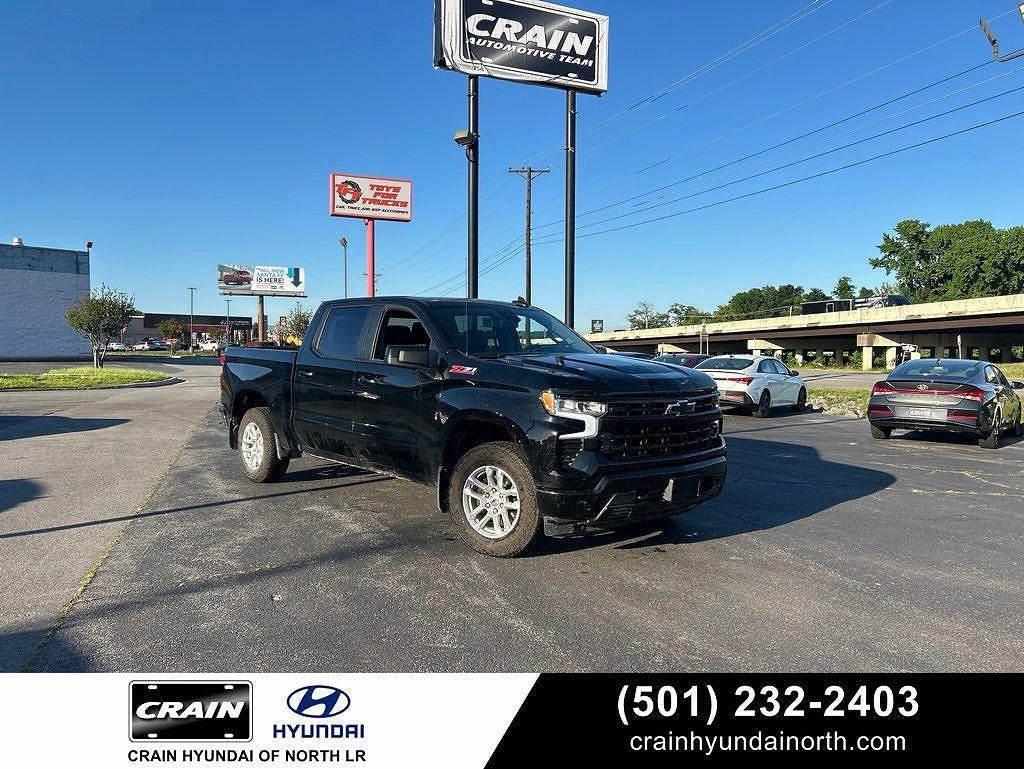 2025 Chevrolet Silverado RST