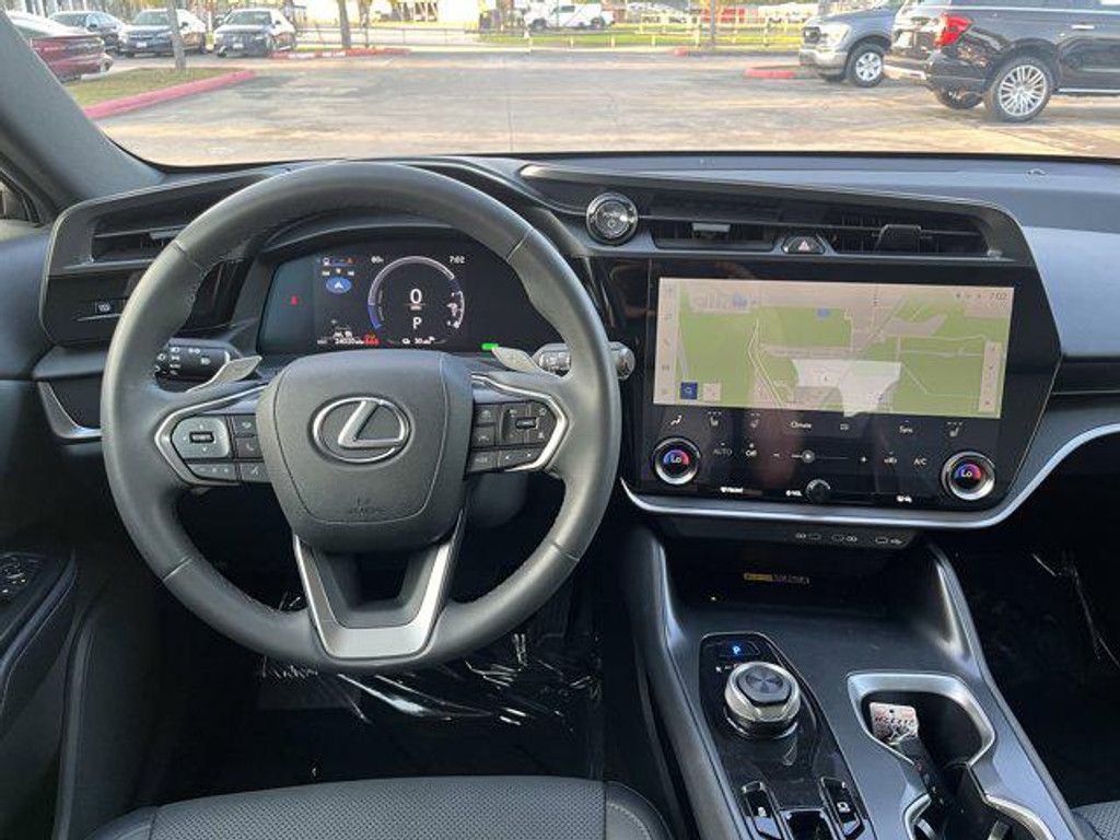 2025 LEXUS RZ - photo 15