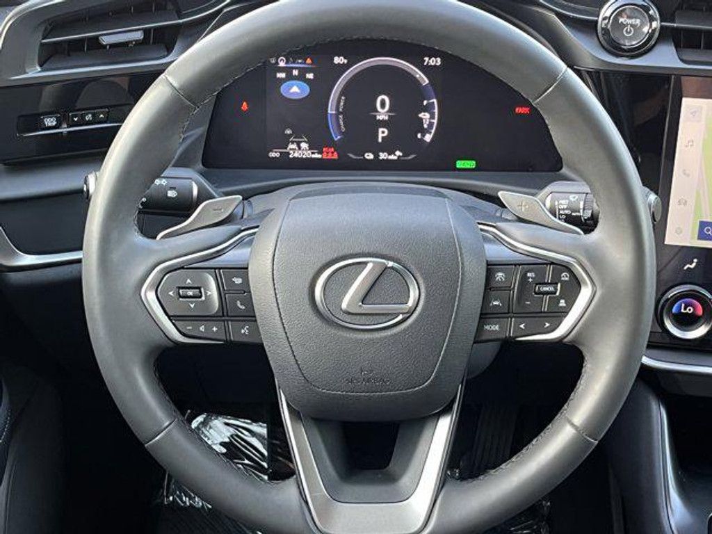 2025 LEXUS RZ - photo 16