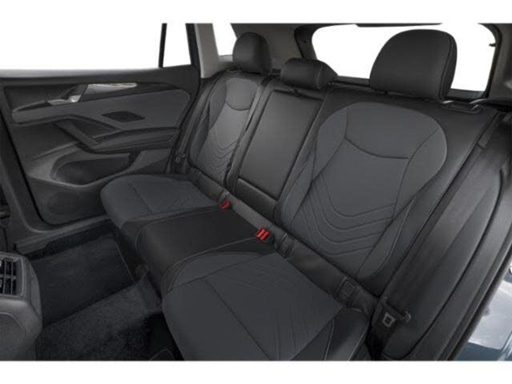 2026 VOLKSWAGEN Tiguan - photo 12