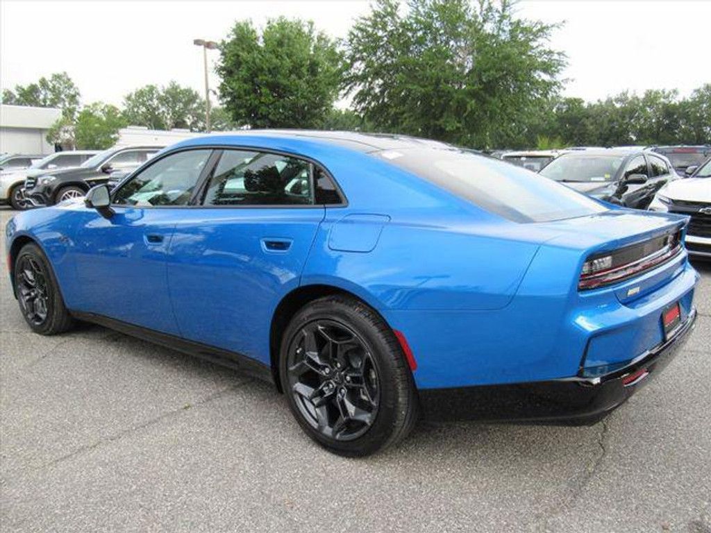 2026 DODGE Charger - photo 4