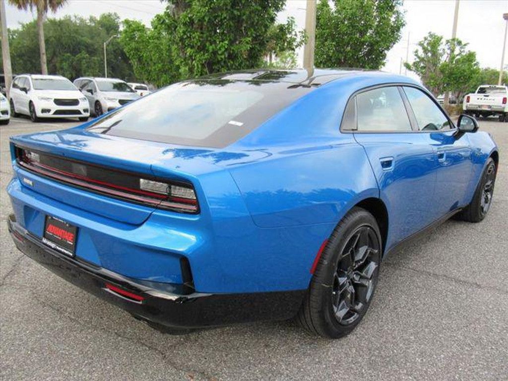 2026 DODGE Charger - photo 6