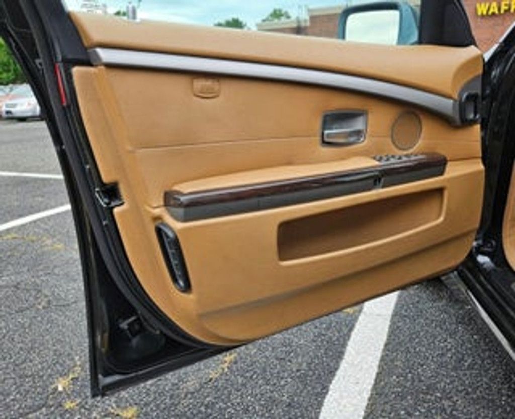 2008 BMW 750Li - photo 16