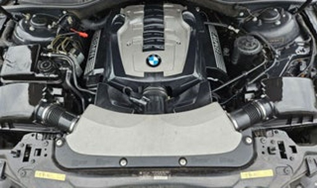 2008 BMW 750Li - photo 17