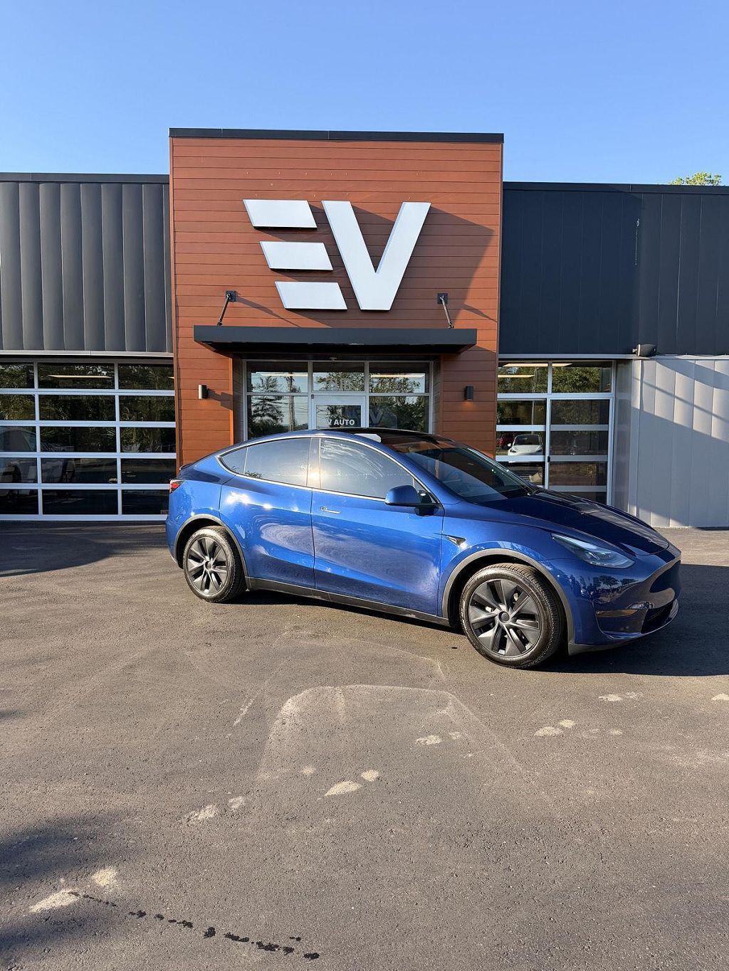 2024 Tesla Model Y Long Range