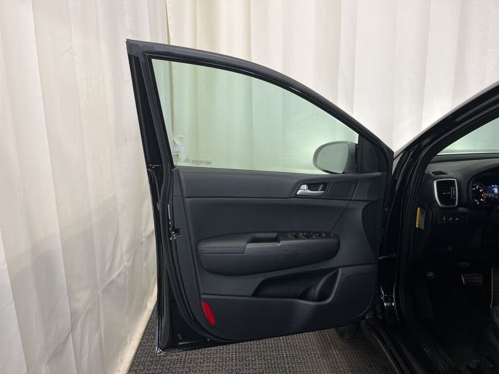 2022 KIA Sportage - photo 18