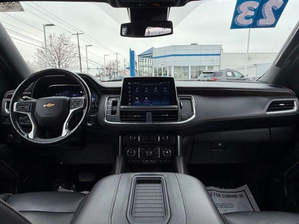2023 CHEVROLET Suburban - photo 4