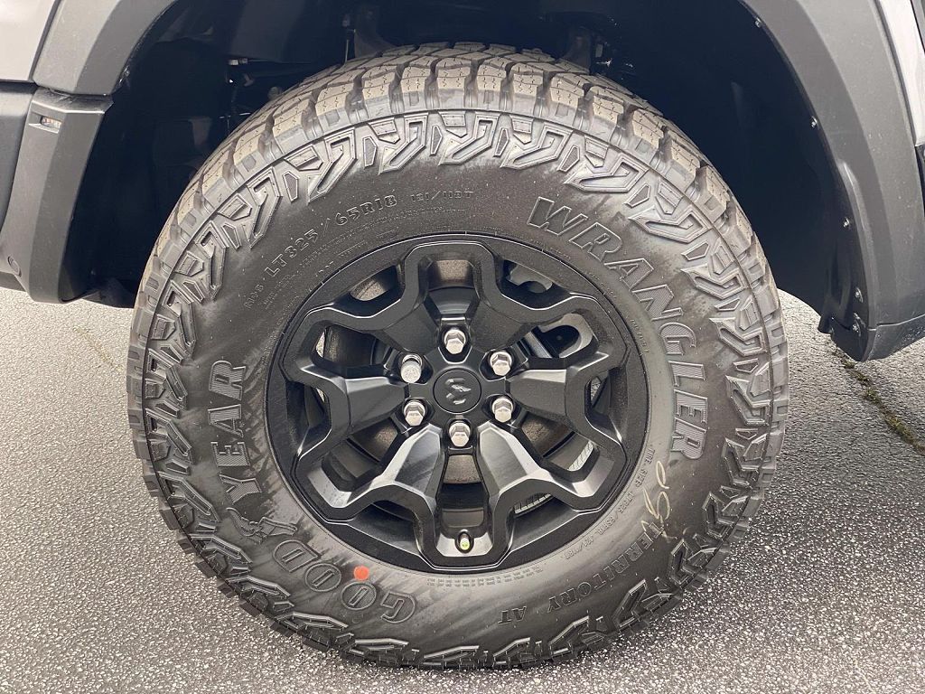 2026 RAM 1500 - photo 8