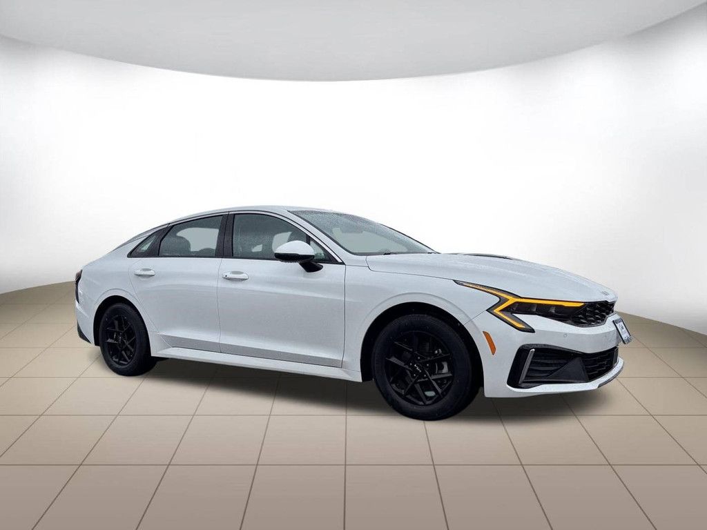 2025 KIA K5 LXS for sale at Cortes Auto Center