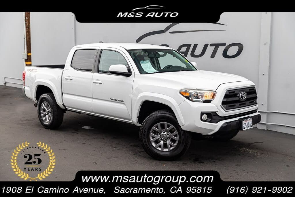 2017 TOYOTA Tacoma SR5/TRD Off Road/TRD Sport for sale at Elk Grove Toyota