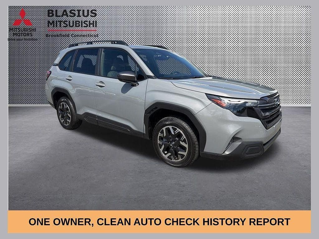 2025 Subaru Forester Premium Base