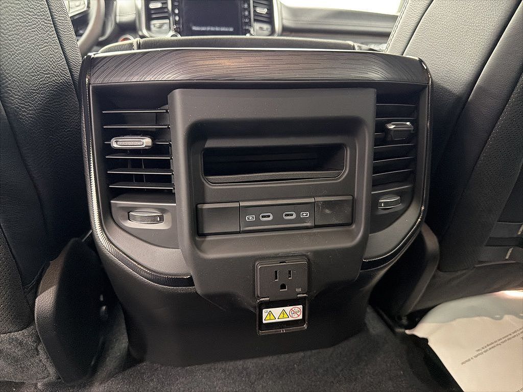 2026 RAM 1500 - photo 12