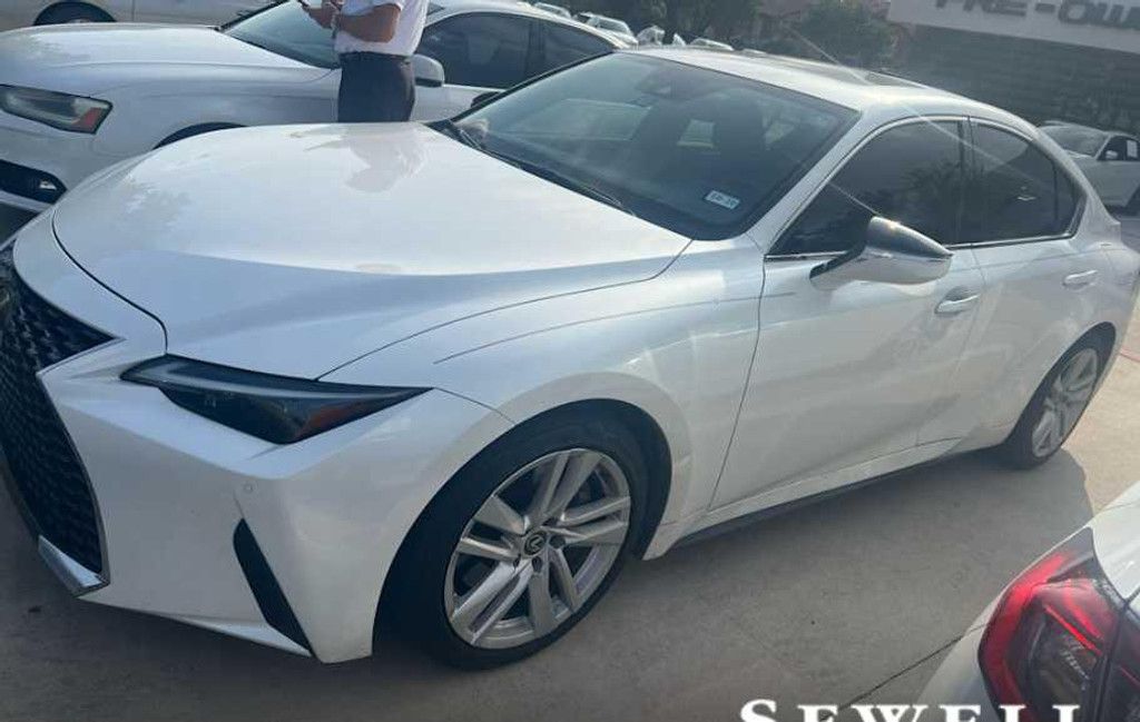 2023 Lexus IS 300 Comfort