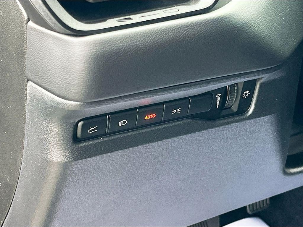 2026 DODGE Charger - photo 10