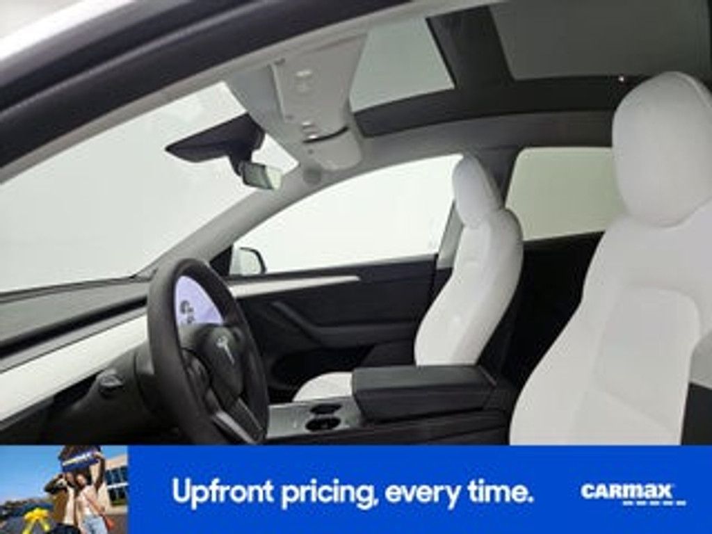 2022 TESLA Model Y - photo 22
