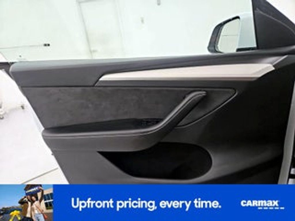2022 TESLA Model Y - photo 15