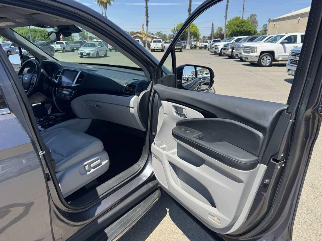 2018 HONDA Ridgeline - photo 17