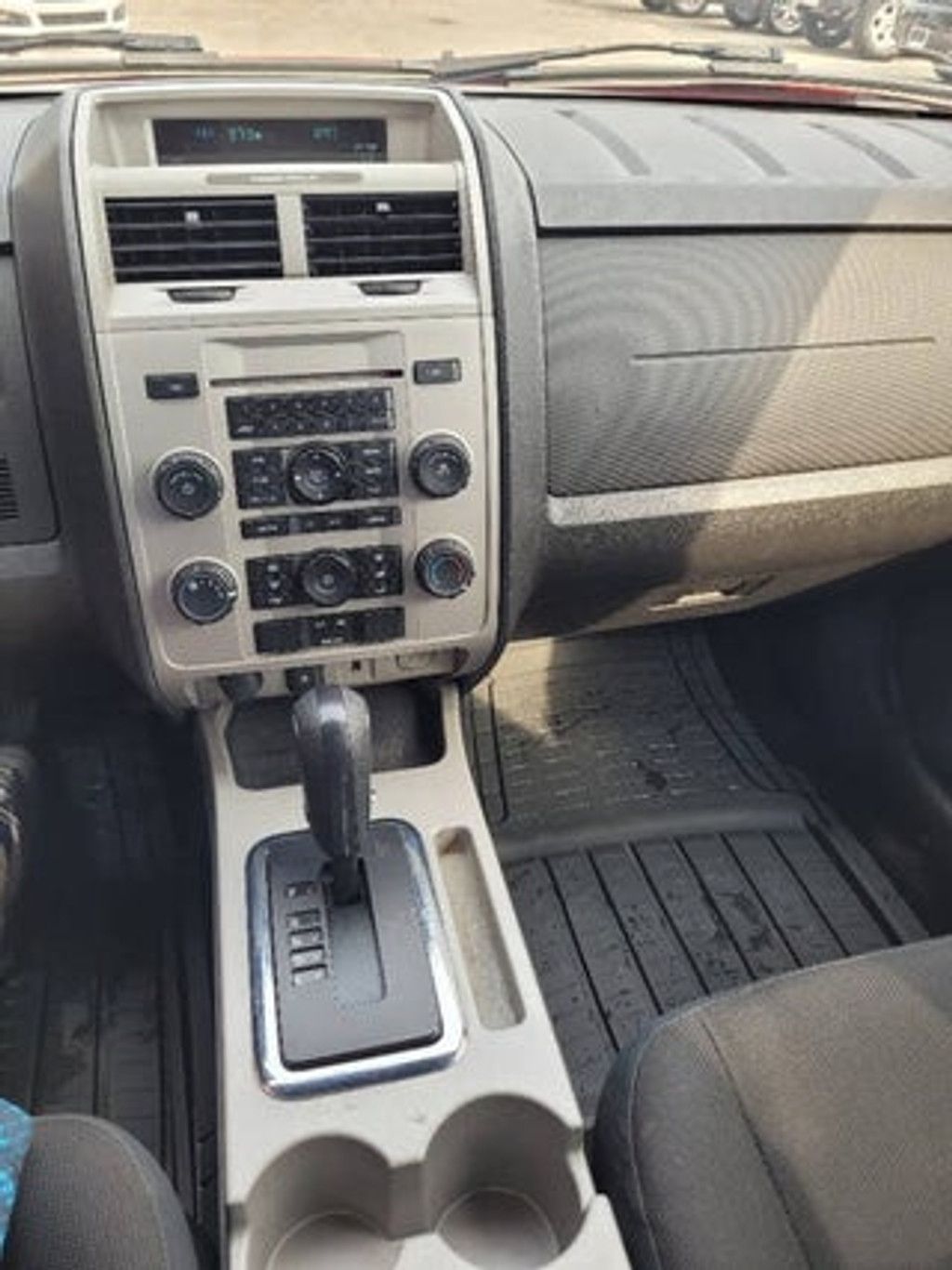 2007 KIA Rondo - photo 17