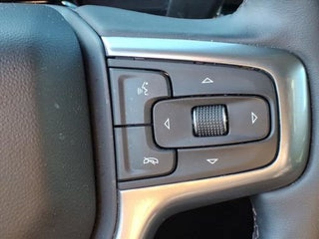 2026 CHEVROLET Silverado - photo 13