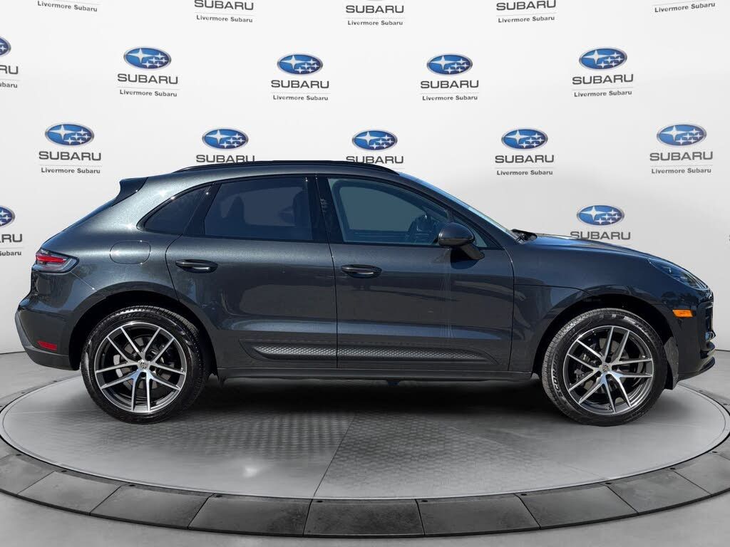 2025 PORSCHE Macan - photo 6